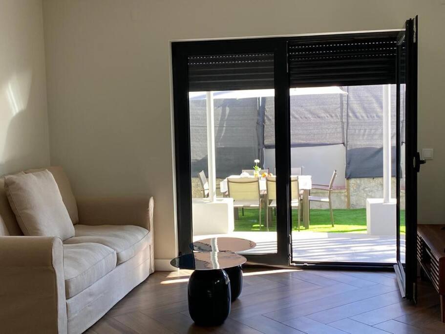 Casa Com Jardim Perto Da Praia Βίλα Σεσίμπρα Εξωτερικό φωτογραφία